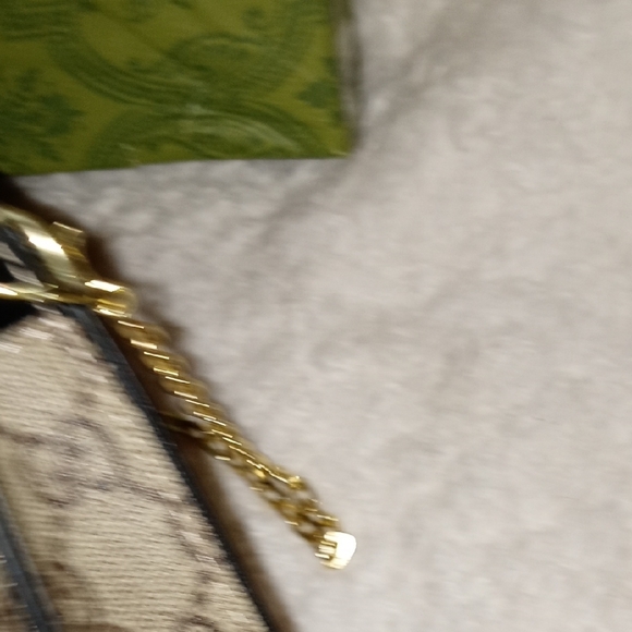 Gucci Tan Mini Bag with Gold Cross Body Chain - Picture 5 of 8